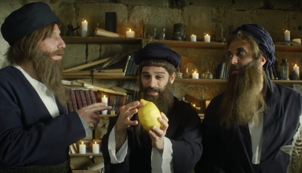 la série israélienne «The Jews are Coming», co-écrite par une Bernoise d’origine, suscite la colère de l’establishment religieux. la série israélienne «The Jews are Coming», co-écrite par une Bernoise d’origine, suscite la colère de l’establishment religieux. / Capture d'écran YouTube