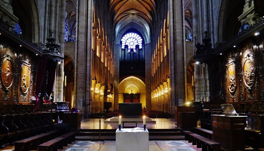 Nef de Notre-Dame de Paris Nef de Notre-Dame de Paris / ©Zairon, CC BY-SA 4.0 Wikimedia Commons