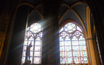 La chapelle St-Georges à l&#039;intérieur de la cathédrale Notre-Dame de Paris. / ©Erik Drost, CC BY 2.0 Wikimedia Commons