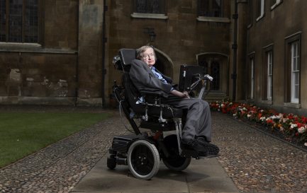 Stephen Hawking à Cambridge (2015) © CC FLICKR / CC / Lwp Kommunikáció
