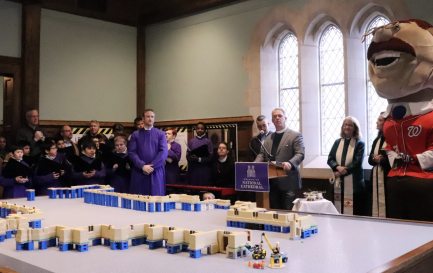 Les fondations de la cathédrale en Lego / ©RNS/Adelle M. Banks