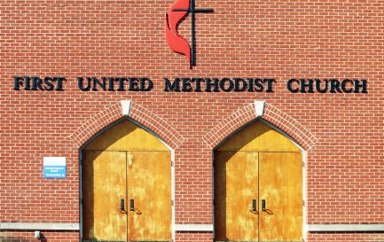 Entrée d&#039;une église méthodiste de Franklin dans le Tennessee / ©iStock / TennesseePhotographer