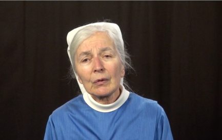 Soeur Madeleine parle de sa vocation dans le film «La vie, un appel!» / ©EERV